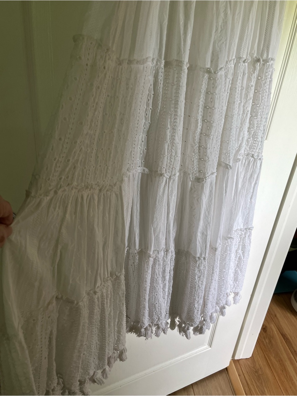 NWT Antica Sartoria White Eyelet Maxi Dress W/Cream Floral Appliqué OS - Picture 6 of 7